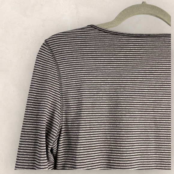 Lululemon Women’s Faux Wrap Athletic Top Size 4 0062 - Picture 6 of 6